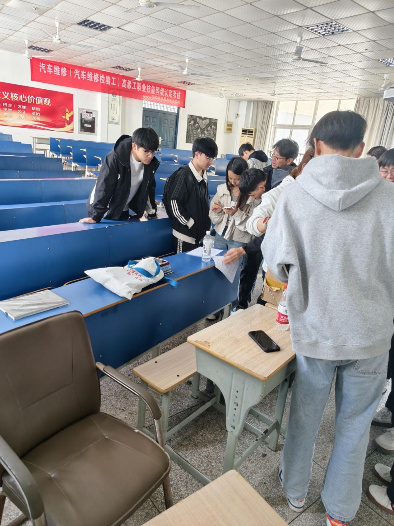 39D365BD800008D1C15D71D3D7F39F21